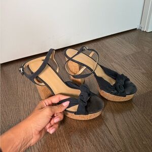 Michael KorsElegant Navy Platform Sandals